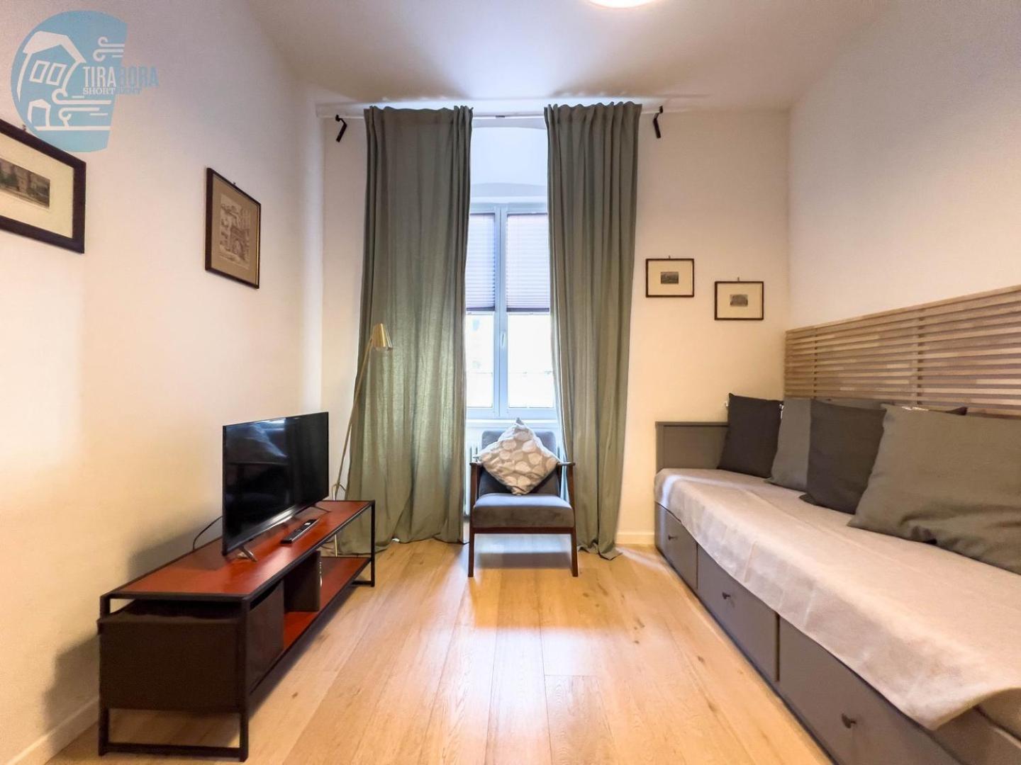 Апартаменты Imbriani 4S Tirabora Short Rent Триест Экстерьер фото